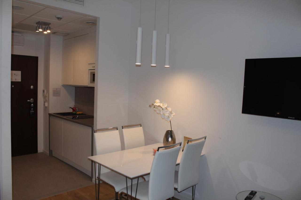Warsaw Apartments Kasprzaka Street ภายนอก รูปภาพ
