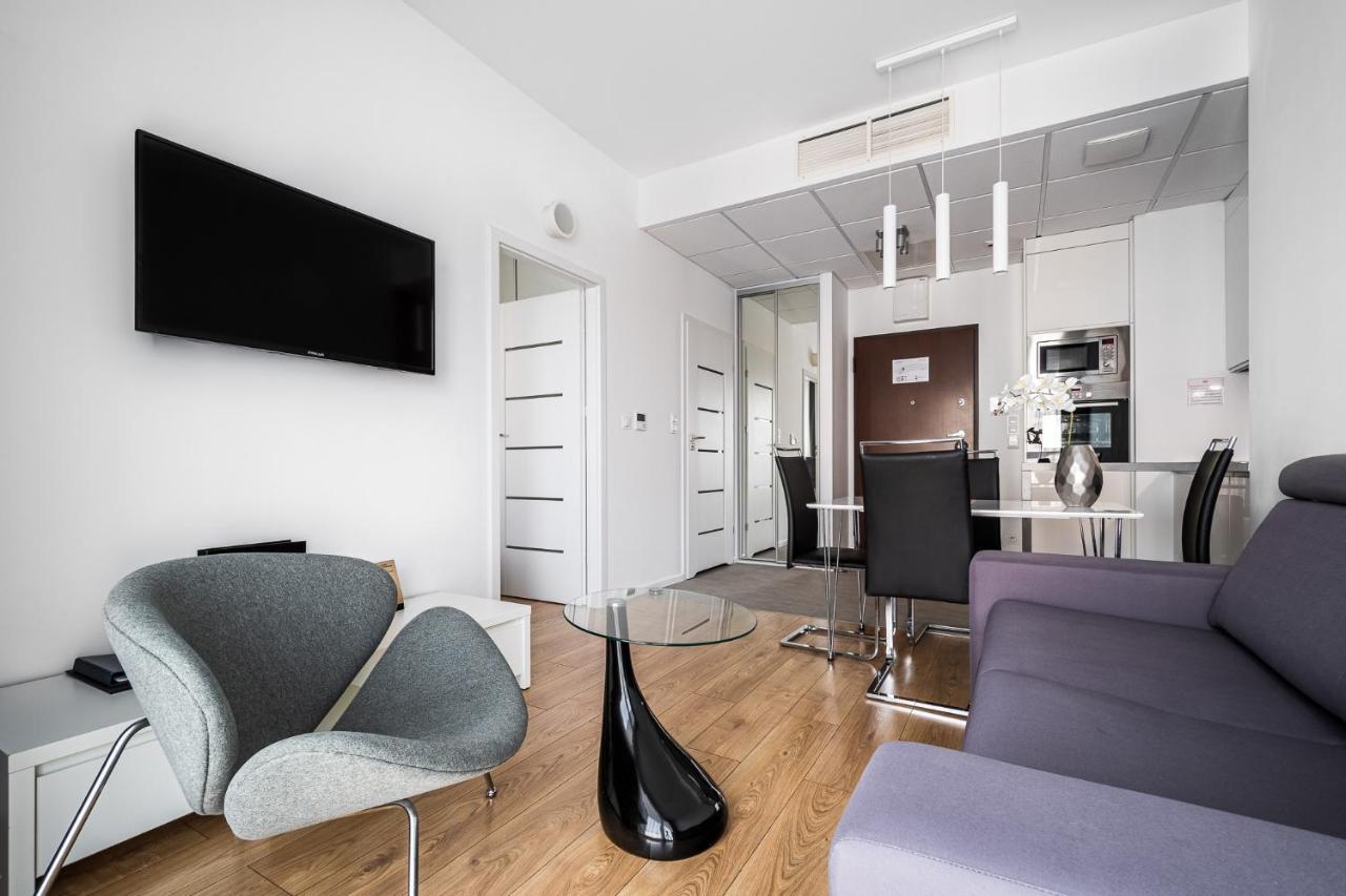 Warsaw Apartments Kasprzaka Street ภายนอก รูปภาพ